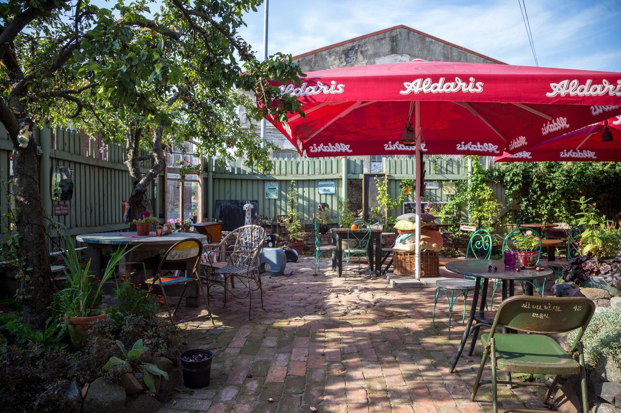 Fontaine Valhalla Hotel Лиепая Экстерьер фото
